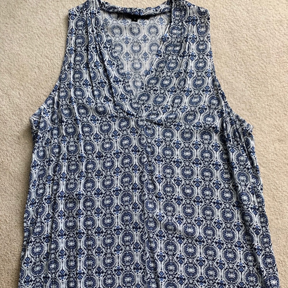Cute blouse